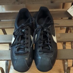 Nike Cortez Black and White Shoes 3.5 Y